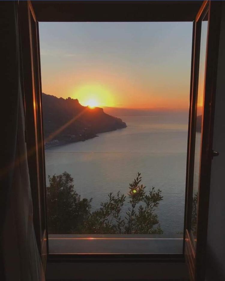 Giuliana'S View Hotel ราเวลโล ภายนอก รูปภาพ